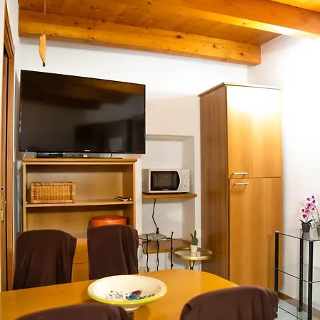 Lovere- In Centro Storico Vista Apartamento